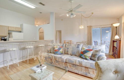 Minneola Appartement | 20 Mi to Disney Condo with Pool Access in Clermont!