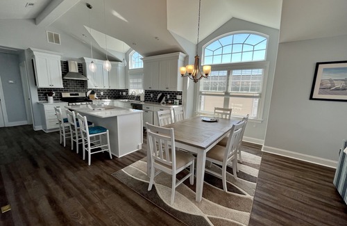 Townsend's Inlet Maison | 200 Block of 78th Street Townhouse
