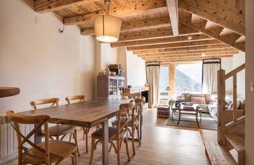 Baqueira Chalet De Ski | 200 m² Chalet ∙ 5 chambres ∙ 12 personnes