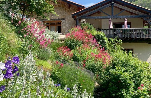 Amberieu-en-Bugey Maison | 200 m² Gîte ∙ 7 chambres ∙ 15 personnes