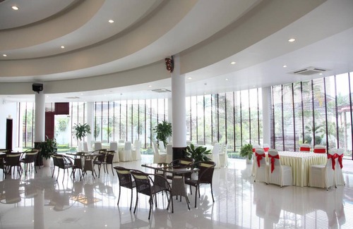 Chau Thanh Station Balnéaire | 200 m² Résidence de vacances ∙ 5 personnes