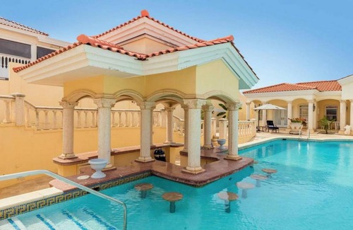 Malmok Appartement | 200 m² Studio ∙ 2 chambres ∙ 4 personnes