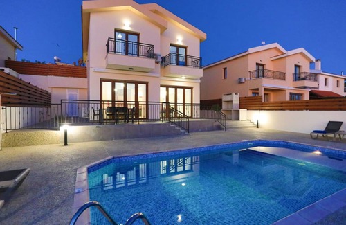 Meladeia Villa | 200 m² Villa ∙ 3 chambres ∙ 6 personnes