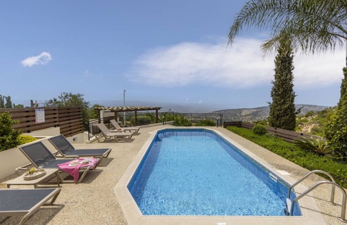 Meladeia Villa | 200 m² Villa ∙ 4 chambres ∙ 8 personnes
