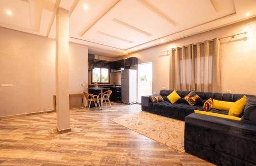 Aghouatim Villa | 2000 m² Villa ∙ 1 chambre ∙ 10 personnes