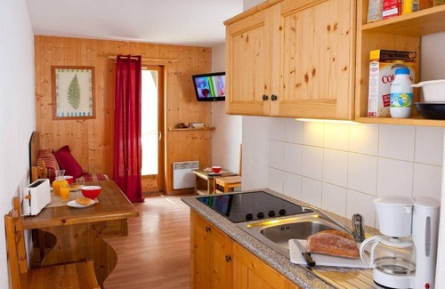Saint-Sorlin-d'Arves Appartement | Wifi, remise en forme, piscine, terrasse, balcon, parking, 50-60m², Saint Sorlin d'Arves