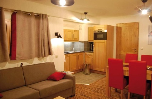 Les Saisies Appartement | 300m des commerces, piscine, sauna, hammam, terrasse, balcon, télévision, casier à ski, 50m²