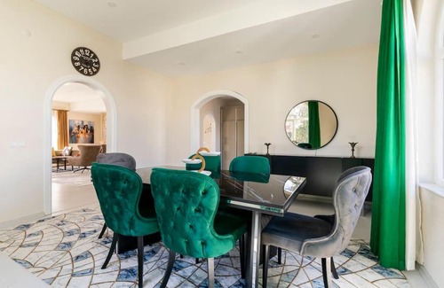 Kepez Appartement | 200qm apartment in villa near Airport&Deepo Outlet