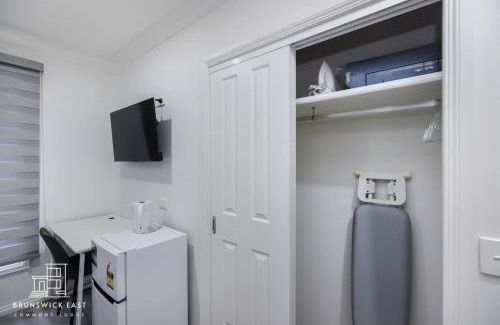 Brunswick East Hôtel | 201 Chic Queen BR with Fast WiFi - Brunswick East