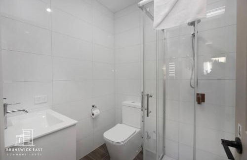 Brunswick East Hôtel | 201 Chic Queen BR with Fast WiFi - Brunswick East