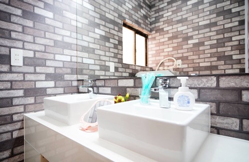 Naha City Centre Appartement | 201 Kitchen and Nice 2 bathrooms 12 people / Naha Okinawa