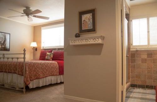 Balboa Island Maison | 201 Ruby