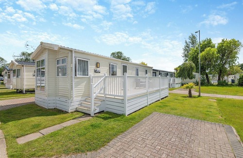 Westmarsh Maison | 2018-2020: 12ft-wide caravan ideal for small families with one double and one twin.