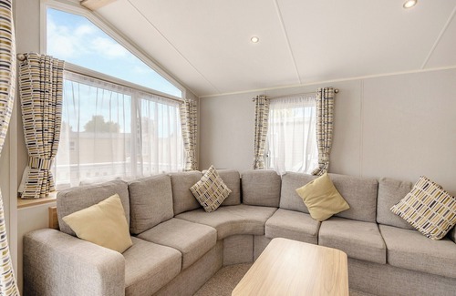 Westmarsh Maison | 2018-2021: 12ft-wide caravan ideal for families with one double and two twin.
