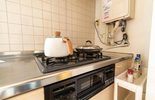 Sakura Appartement | 202号室貸切!2DK/京成佐倉駅徒歩3分・電車成田空港20分・京成上野直結!厨房/風呂/洋室/4名