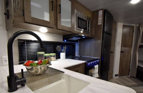 Wingina Maison | 2023 Forest River X-Lite- sleeps 10