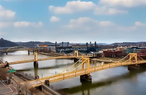Downtown Pittsburgh Copropriété | 2026 NFL Draft-Ready Condo in the heart of Downtown Pittsburgh!