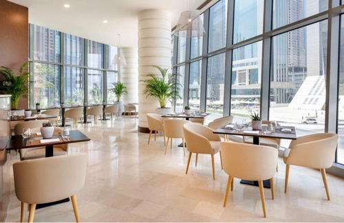 Diplomatic Area Hôtel | 205 m² Hôtel ∙ 127 personnes
