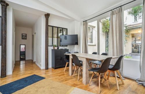 Porte-Saint-Martin Appartement | 205-Suite Villa Valmy