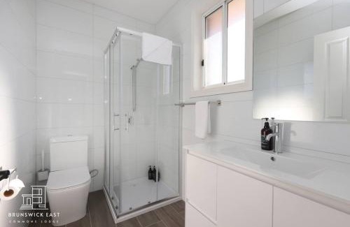 Brunswick East Hôtel | 206 Modern King BR with Fast WiFi - Brunswick East