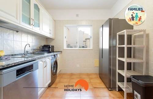 Albufeira Chalet De Ski | #208 Tranquilidade House by Home Holidays