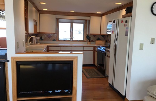 Ogunquit - Wells Maison | 209 Ocean Ave, Moody Beach, Wells Maine Private Oceanfront Home