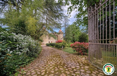 Albon Maison | 210 m² Gîte ∙ 3 chambres ∙ 8 personnes