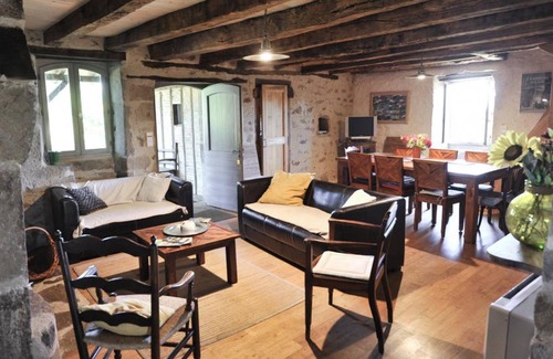 Le Bourg Maison | 210 m² Gîte ∙ 6 chambres ∙ 12 personnes