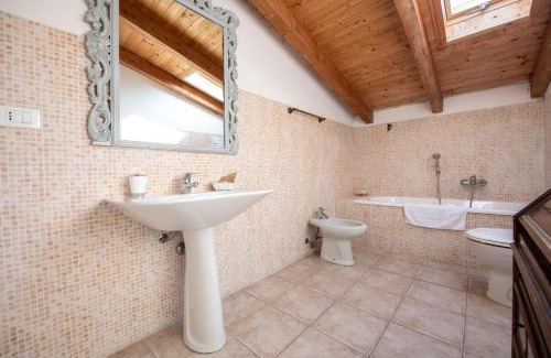 Carro Appartement | 211B - Appartamento Acacia, Terrazza Giardino e Piscina