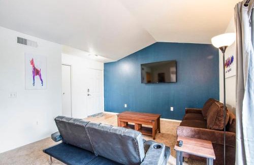 Coolidge Appartement | 213- 2BR Apartment in Coolidge, AZ w heated pool, gym