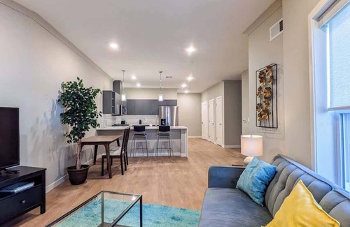 Dunellen Appartement | 213 Brand New 3 Bedroom, 2 Bath, 1 Full Kit, 1 Liv