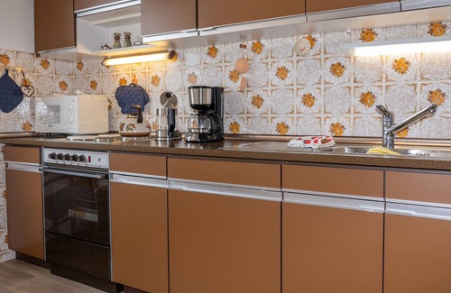 Innenhafen Appartement | 213 Fewo Jadeglück - 213 Apartment Jadeglück with balcony, sea view, elevator