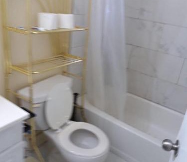 North Philadelphia West Maison | 2131 bedroom With shared Bathroom