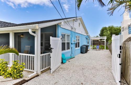 Boardwalk Maison | 216 Kirkland Suite 2 - 2-1 Beachside Pool Home!