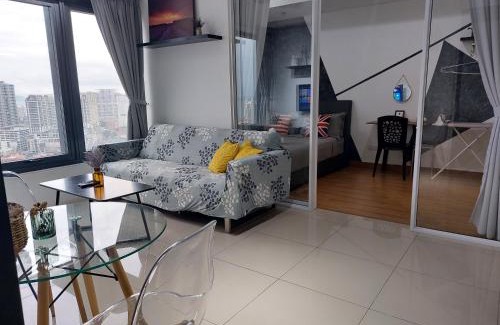Downtown George Town Appartement | 218 Tropicana Georgetown Penang #B30 2BR for 4-7pax温馨窝舒适两房
