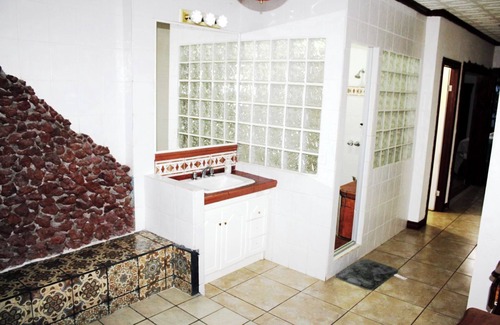 San Isidro Lit Et Petit-Déjeuner | 22 bed hotel with pool just 20 minutes from Airport