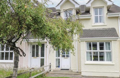 Bundoran Maison | 22 White Maples
