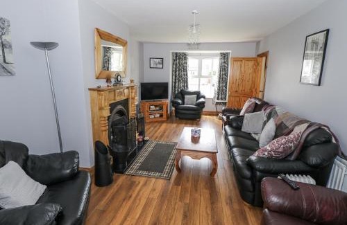 Bundoran Maison | 22 White Maples
