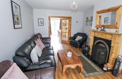 Bundoran Maison | 22 White Maples