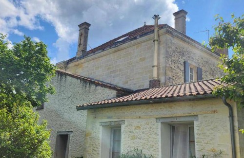 Moulis-en-Medoc Lit Et Petit-Déjeuner | 220 m² Chambre d'hôtes ∙ 8 personnes