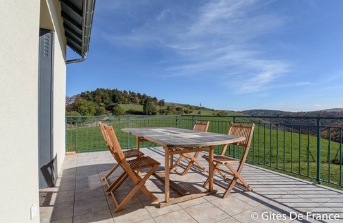 Anzat-le-Luguet Maison | 220 m² Gîte ∙ 4 chambres ∙ 8 personnes