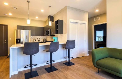 Dunellen Appartement | 223 Brand New 2 Bdrm, 2 BATH, 1 Liv, 1 Kith