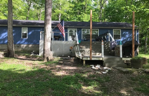 Centralia Maison | 2240 square foot Ranch Lake house on the water!