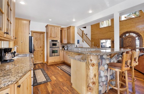 Fawnskin Cabine | 2261-cozy Lakeview Hideaway 4 Bedroom Chalet by RedAwning
