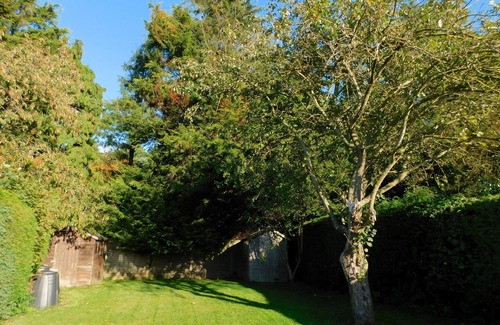 Southrepps Cottage | 23 Chapel Street - This lovely link-detached house is set in the heart of the countryside village o