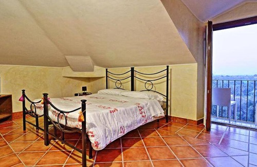 Aprilia Lit Et Petit-Déjeuner | 23 m² Chambre d'hôtes ∙ 4 personnes