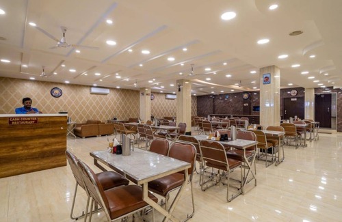 Sindhi Camp Hôtel | 23 m² Hôtel ∙ 6 personnes