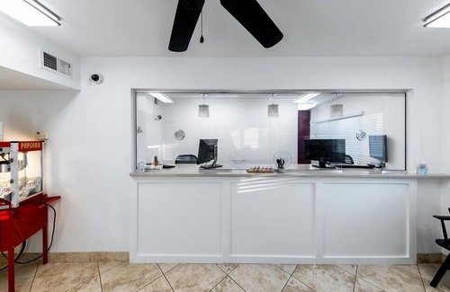 New Papago Parkway Appartement | Suite 231 - Piscine chauffée et spa, golf gratuit, beignets les vendredis, wifi plus PLUS ....