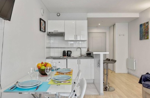 Saint-Fargeau Appartement | 232 Suite Home Shanghai Concept à Paris