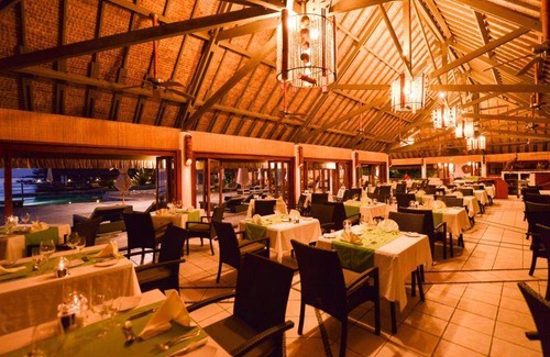 Rangiroa Station Balnéaire | 236 m² Résidence de vacances ∙ 2 chambres ∙ 8 personnes